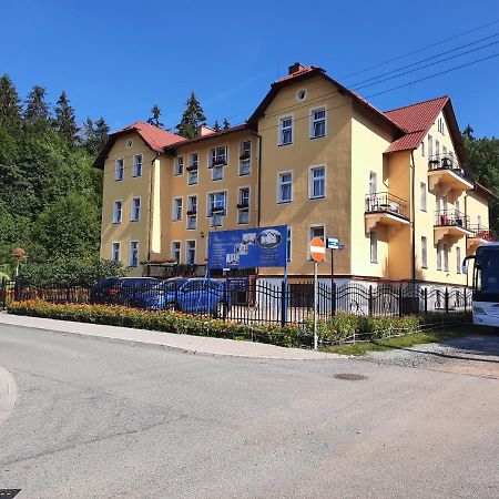 Bed and Breakfast Osrodek Wypoczynkowy Buenos Aires Кудова-Здруй Экстерьер фото