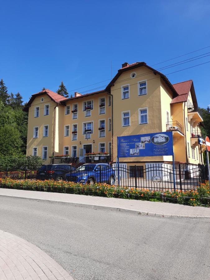 Bed and Breakfast Osrodek Wypoczynkowy Buenos Aires Кудова-Здруй Экстерьер фото